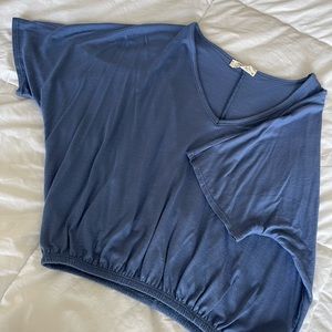 “Olivia Rae” Elastic Bottom Blue Short Sleeve Top